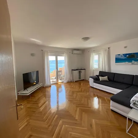 Panorama Jakov Appartement *